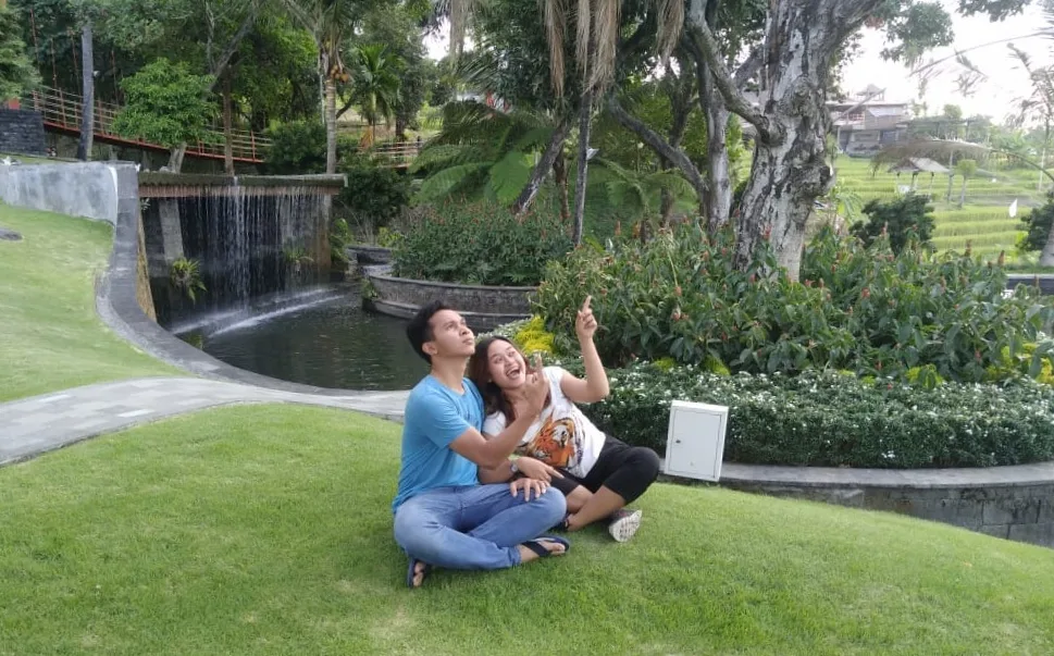 Foto prewedding Jun dan Intan ke-5