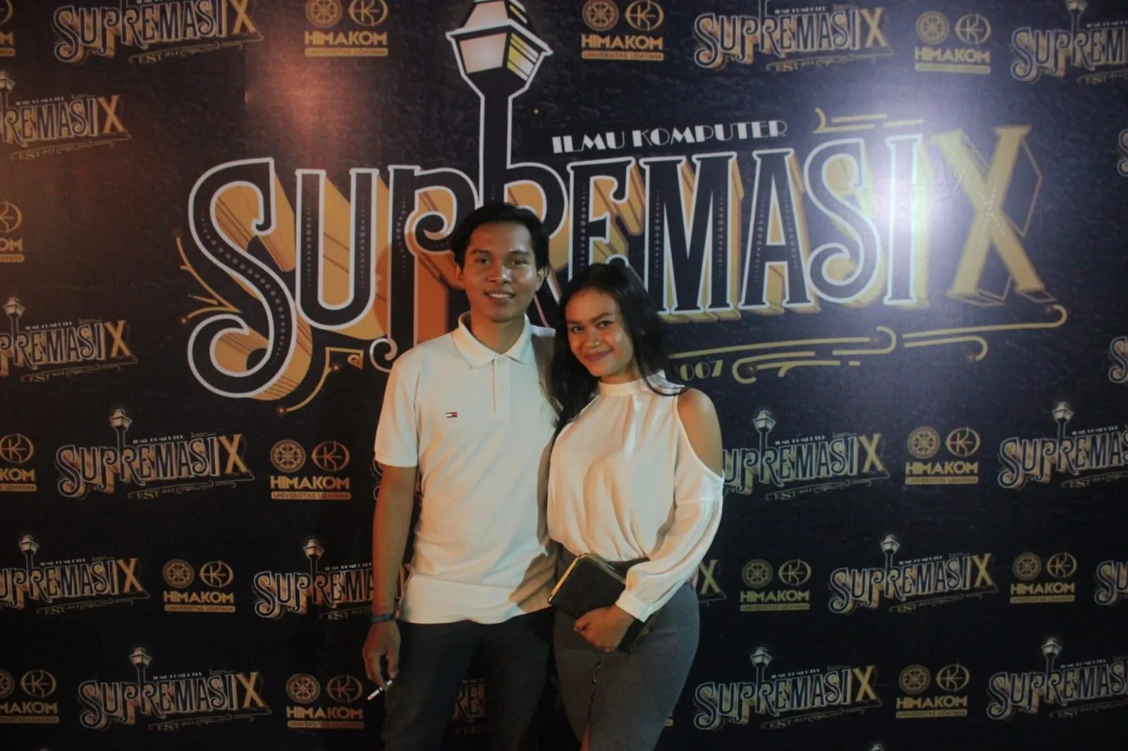 Foto prewedding Jun dan Intan ke-23
