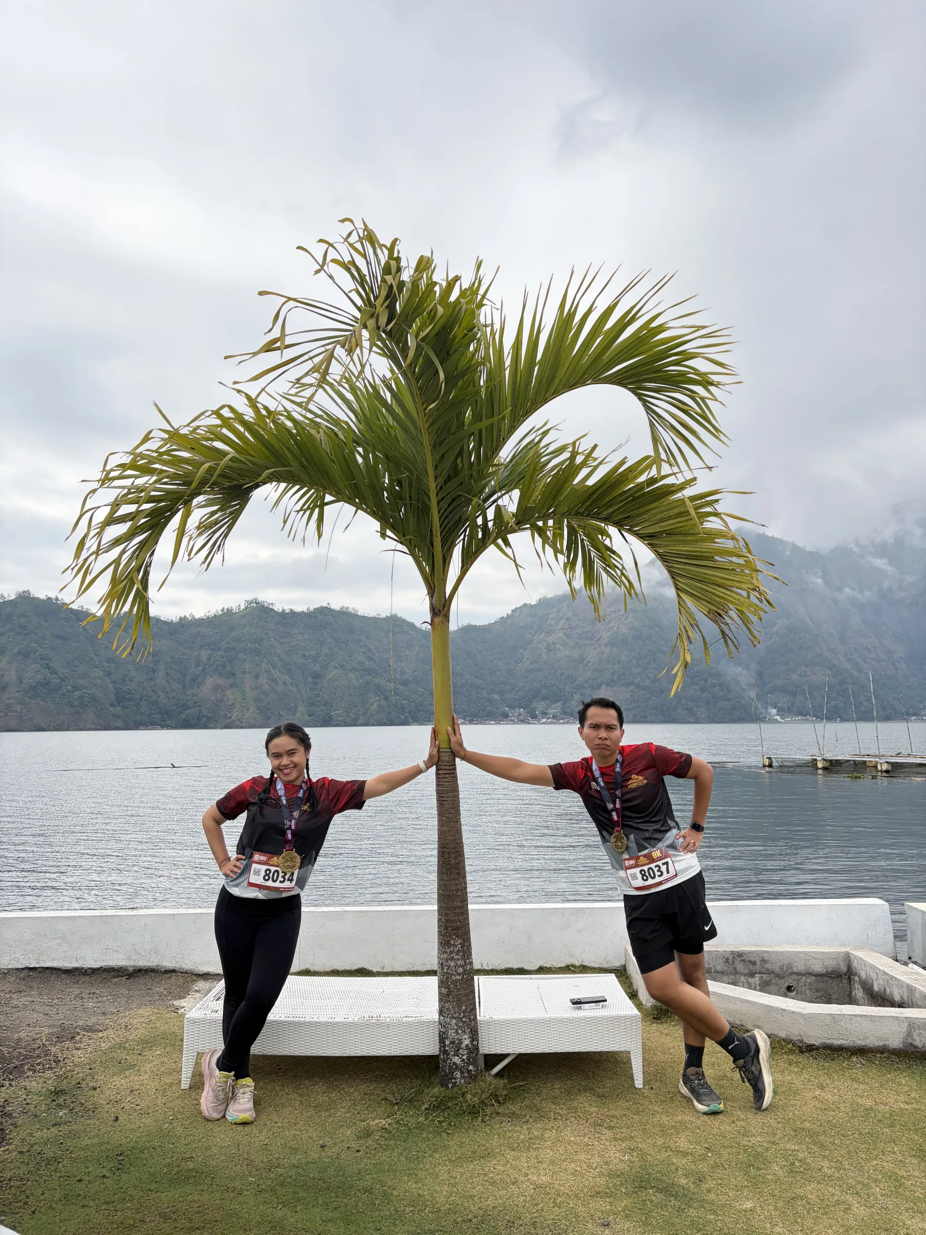 Foto prewedding Jun & Intan ke-16
